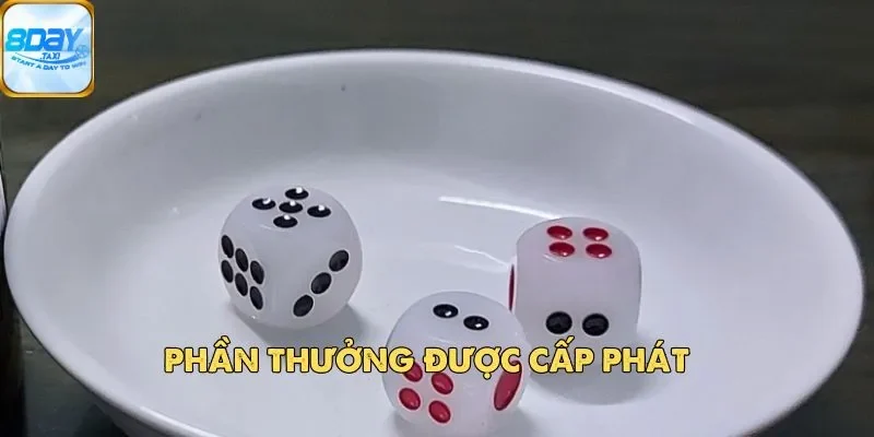 Bí Quyết Chơi Xí Ngầu Hiệu Quả Được Nhiều Người Áp Dụng 4 Phần thưởng được cấp phát